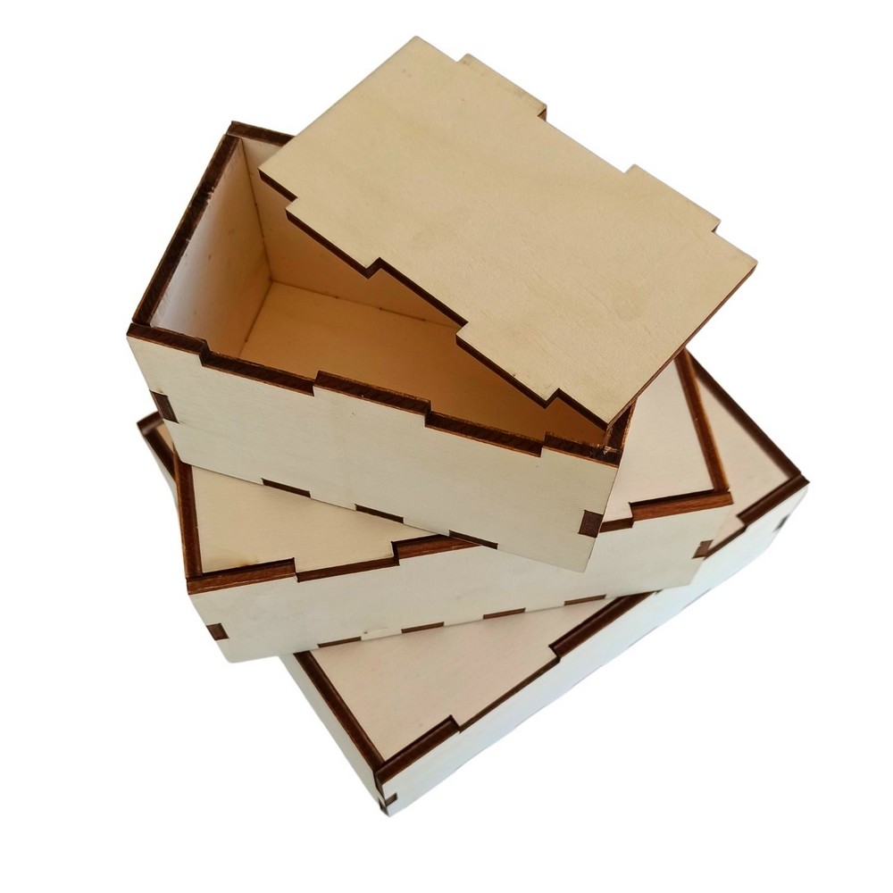 Boîte en bois fabriquée à la main mesure cm 14x14x14 -  France