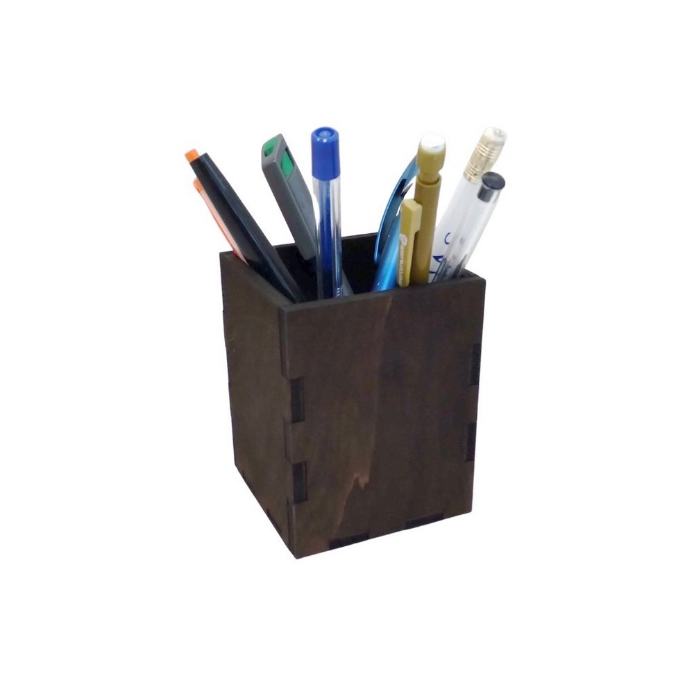 Pot à crayons en bois